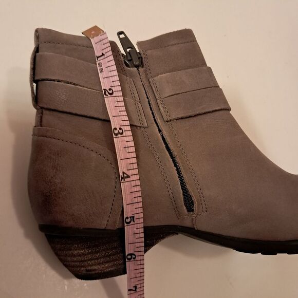 Abeo Booties Women's 6.5n Ankle Suede Nubuck Nadia Career Barn Workwear Taupe - Picture 11 of 11